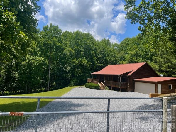 114 Woodstock Lane , Rutherfordton, NC 28139