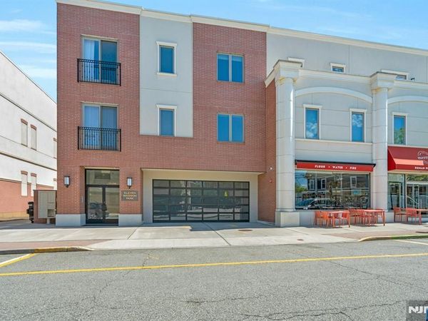 11 Madison Avenue 204, WESTWOOD, NJ 07675
