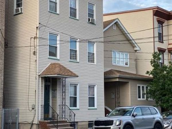 217 Walnut Street 2, NEWARK, NJ 07105