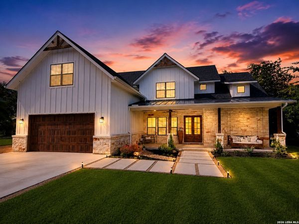 1805 San Jacinto, Castroville, TX 78009