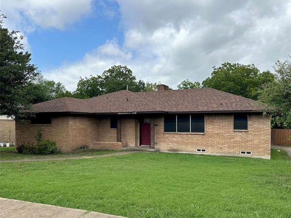 1315 Willow Creek Drive, Lancaster, TX 75146