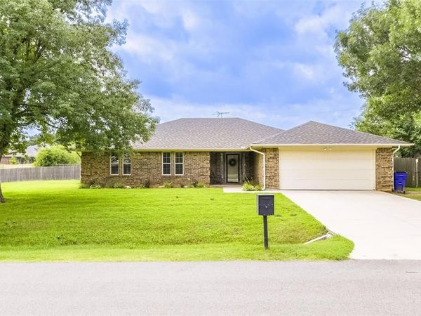 257 Spring Brook Drive, Mansfield, TX 76063