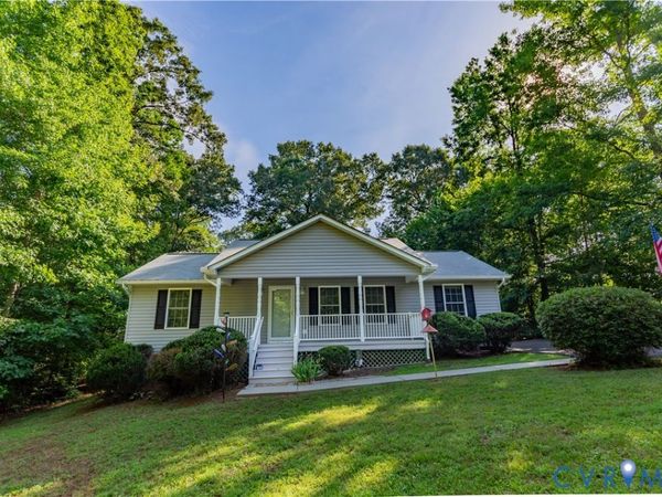65 Albertson Court , Ruther Glen, VA 22546