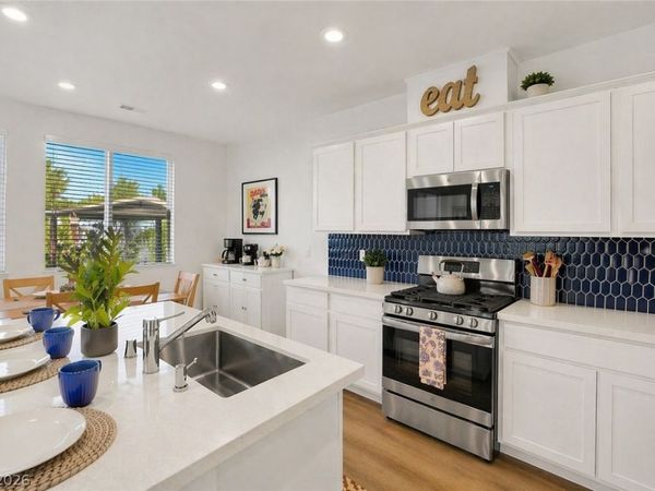 129 Laguna Commons Lane, Henderson, NV 89015