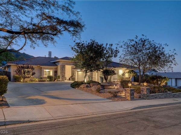 612 Valencia Drive, Boulder City, NV 89005