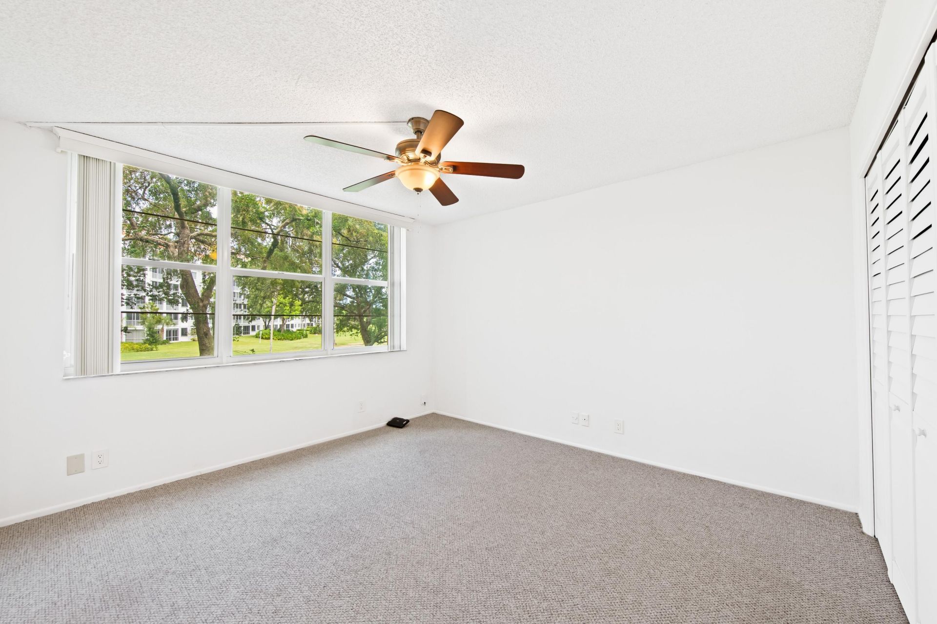 800 Cypress Grove Drive, Unit 211, Pompano Beach, FL 33069 Photo