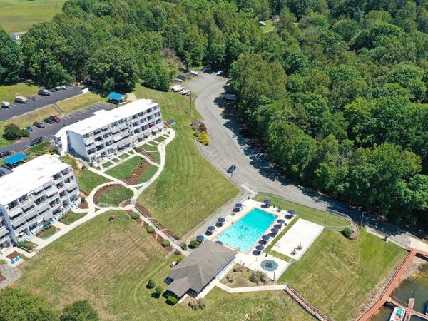 1085 BLUEWATER DR, Unit 207, MONETA, VA 24121