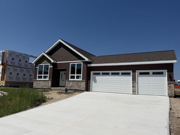 4044 Whistle Rock Circle, Deforest, WI 53532