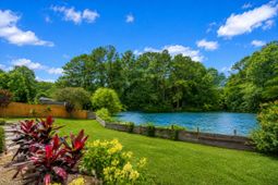 158 Balsam Circle photo 4