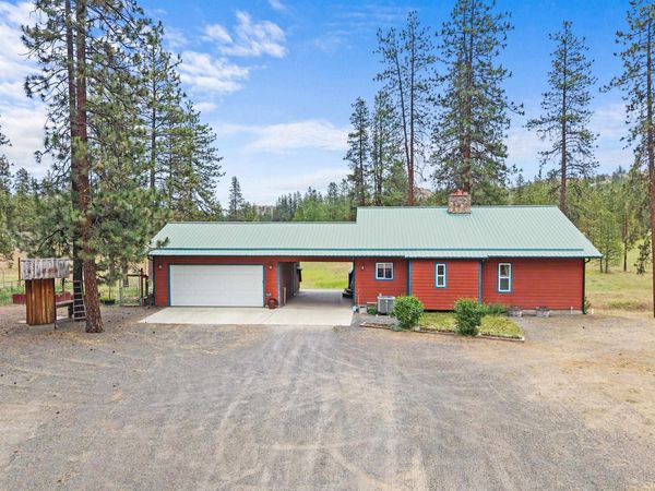 40048 E Cayuse Cove Rd, Davenport, WA 99122