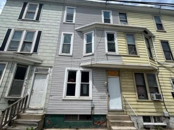 381 KING STREET E, CHAMBERSBURG, PA 17201