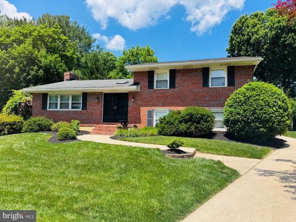 916 FARMSTEAD ROAD, COCKEYSVILLE, MD 21030