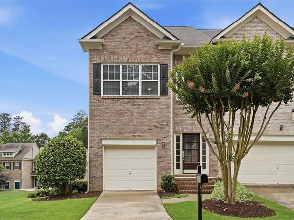 1013 Firethorne Pass , Cumming, GA 30040