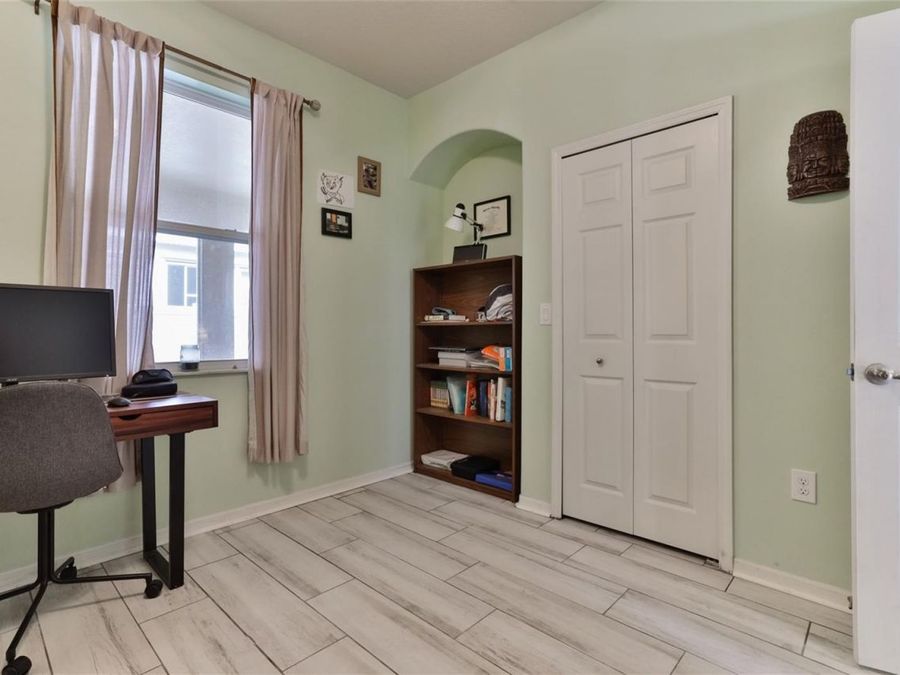 Property Image 37