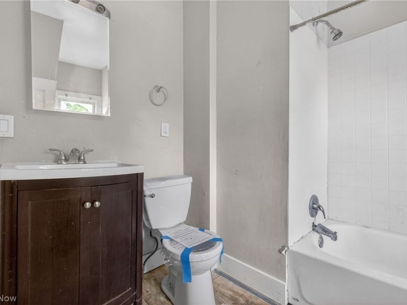 13810 Bartlett Avenue, Cleveland, OH 44120 Photo 12