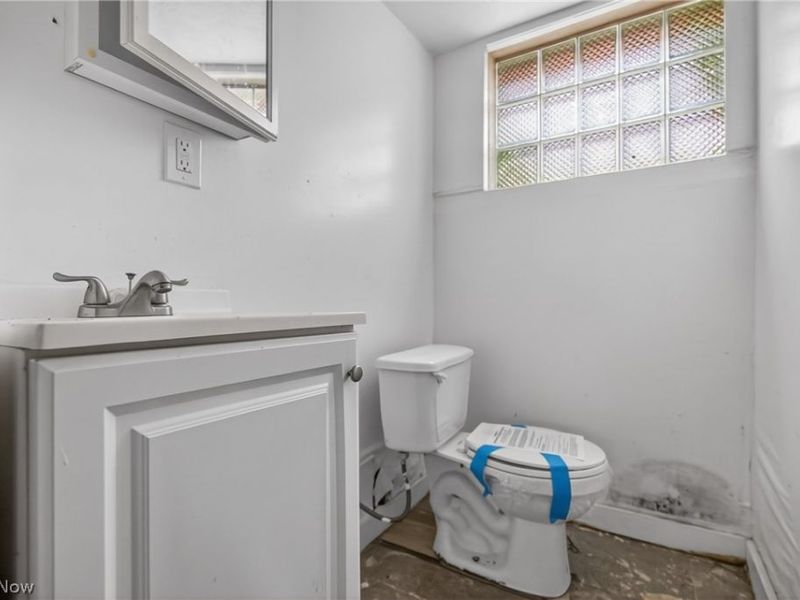 13810 Bartlett Avenue, Cleveland, OH 44120 Photo 24