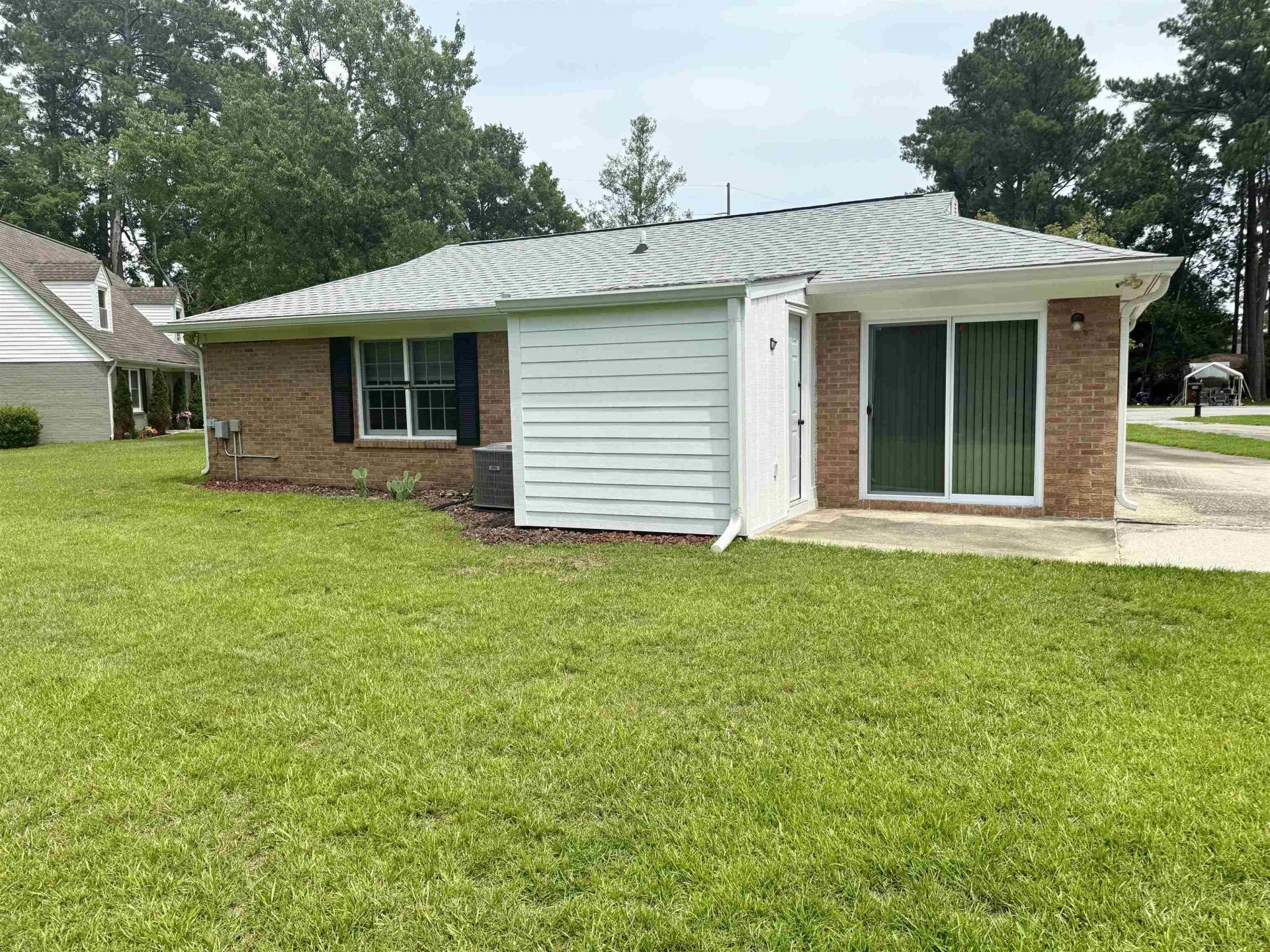 554 Captain Ct. Photo 37