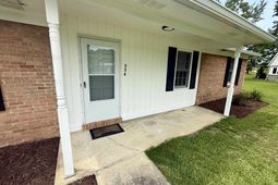 554 Captain Ct. photo 4