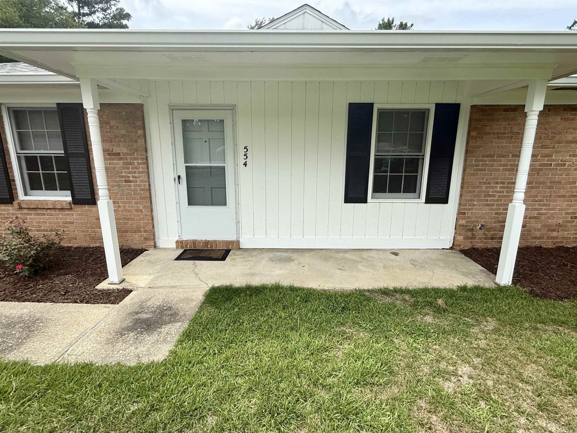 554 Captain Ct. Photo 6