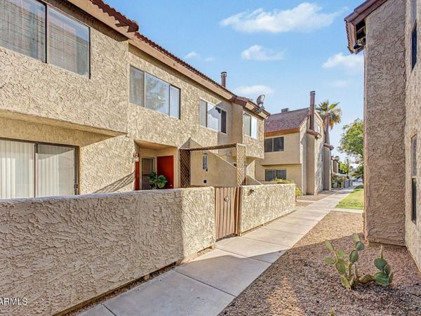 2040 S LONGMORE Street, Unit 43, Mesa, AZ 85202
