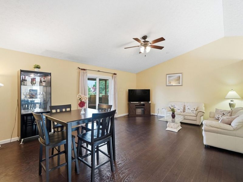 1399 Meeks Meadow Drive, Columbus, OH 43223 Photo 17