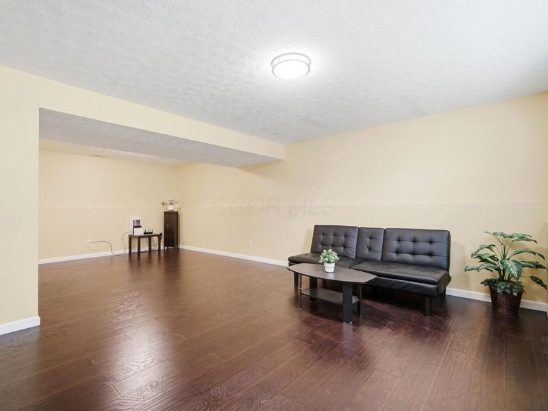 1399 Meeks Meadow Drive, Columbus, OH 43223 Photo 40