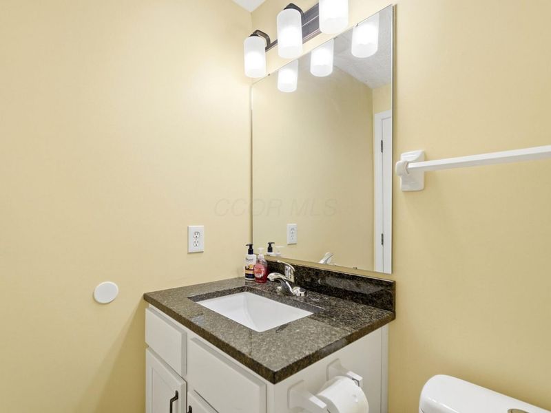 1399 Meeks Meadow Drive, Columbus, OH 43223 Photo 43