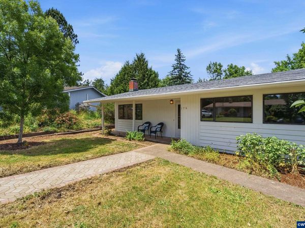 176 NE Azalea Dr, Corvallis, OR 97330