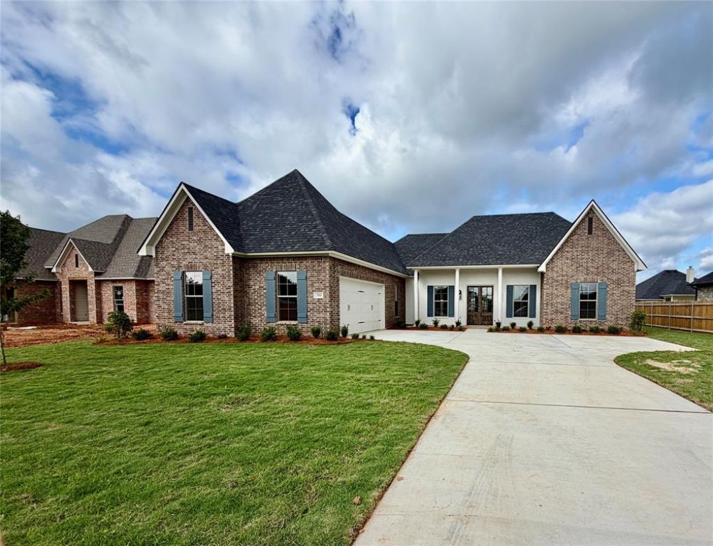 304 Elbow Slough, Bossier City, LA 71112 Main Photo