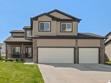11947 N 144th Street, Waverly, NE 68462
