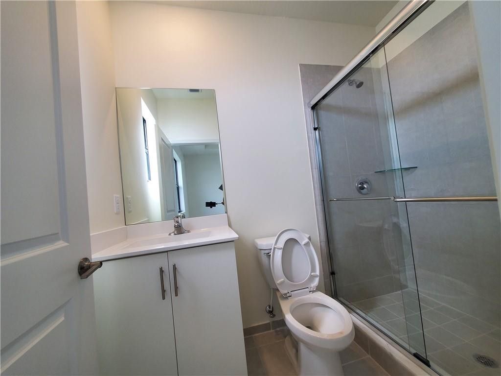 3216 W 114th Terrace, Hialeah, FL 33018 Photo