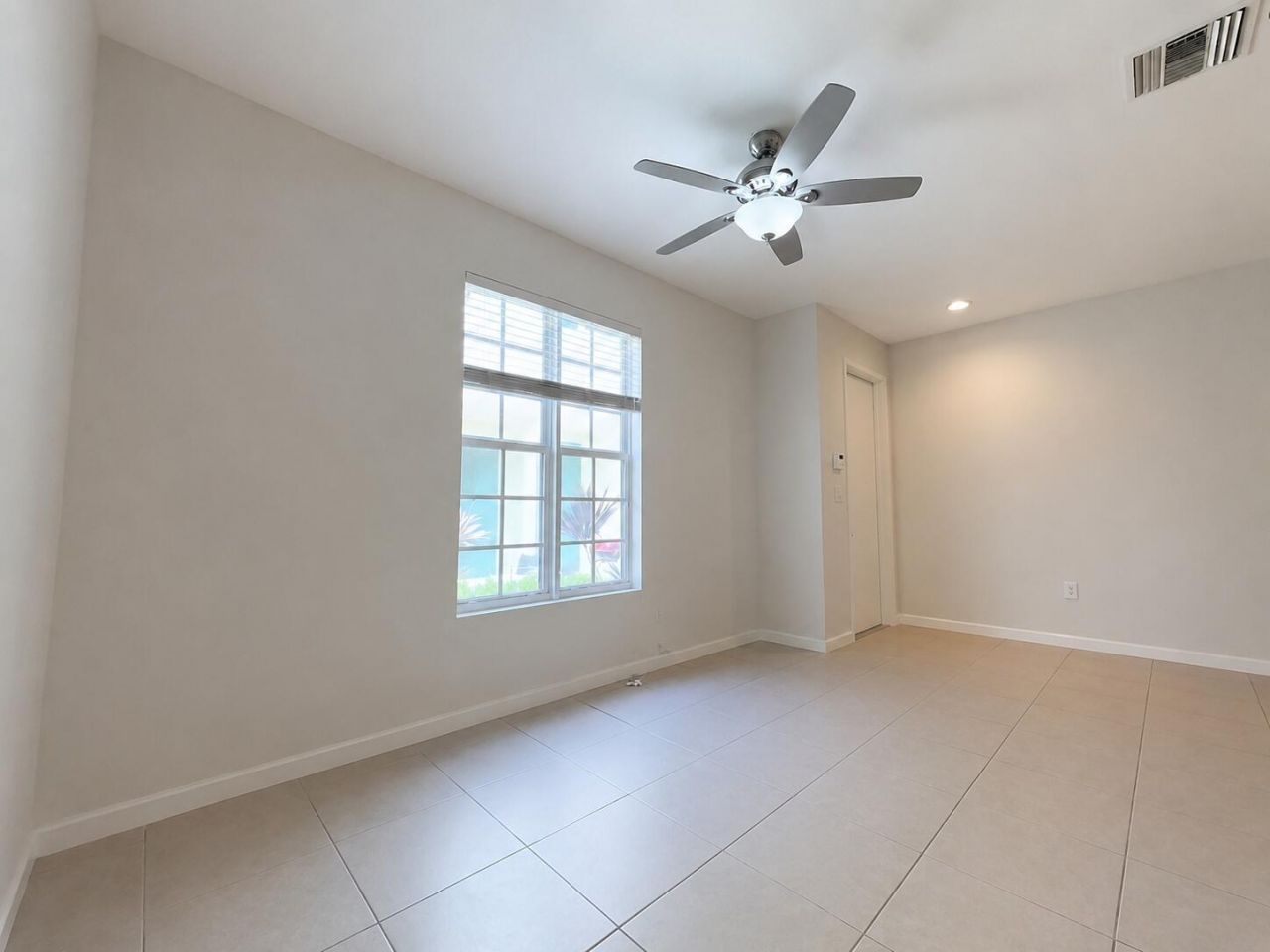 726 SW 1st Way, Pompano Beach, FL 33060 Photo