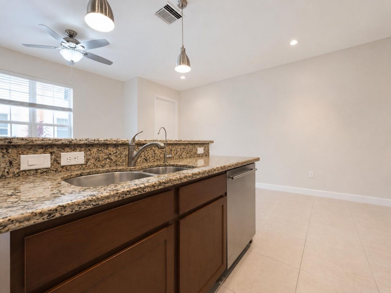 726 SW 1st Way, Pompano Beach, FL 33060 Photo