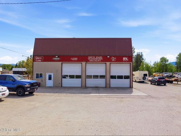 30826 Highway 200 , Ponderay, ID 83852