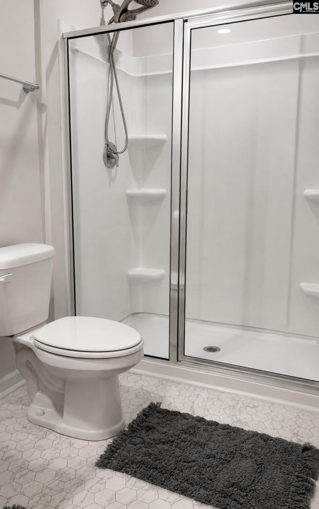 12 Almeda Court  Photo 11