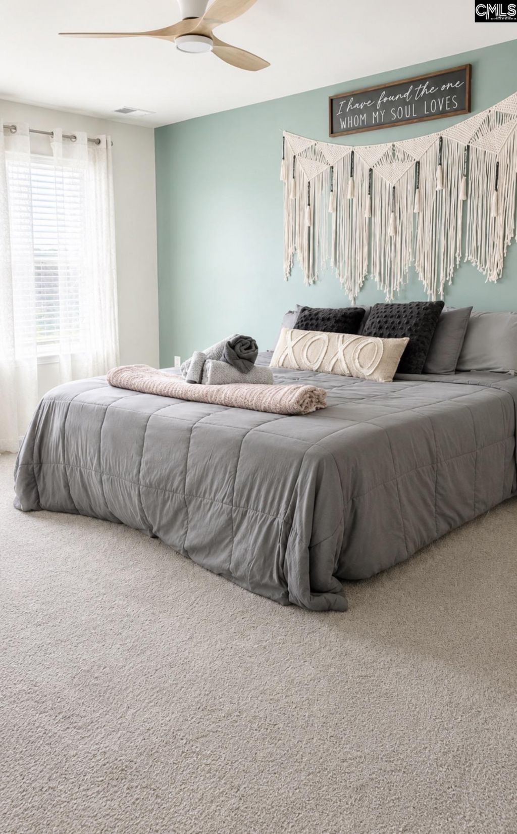 12 Almeda Court  Photo 13