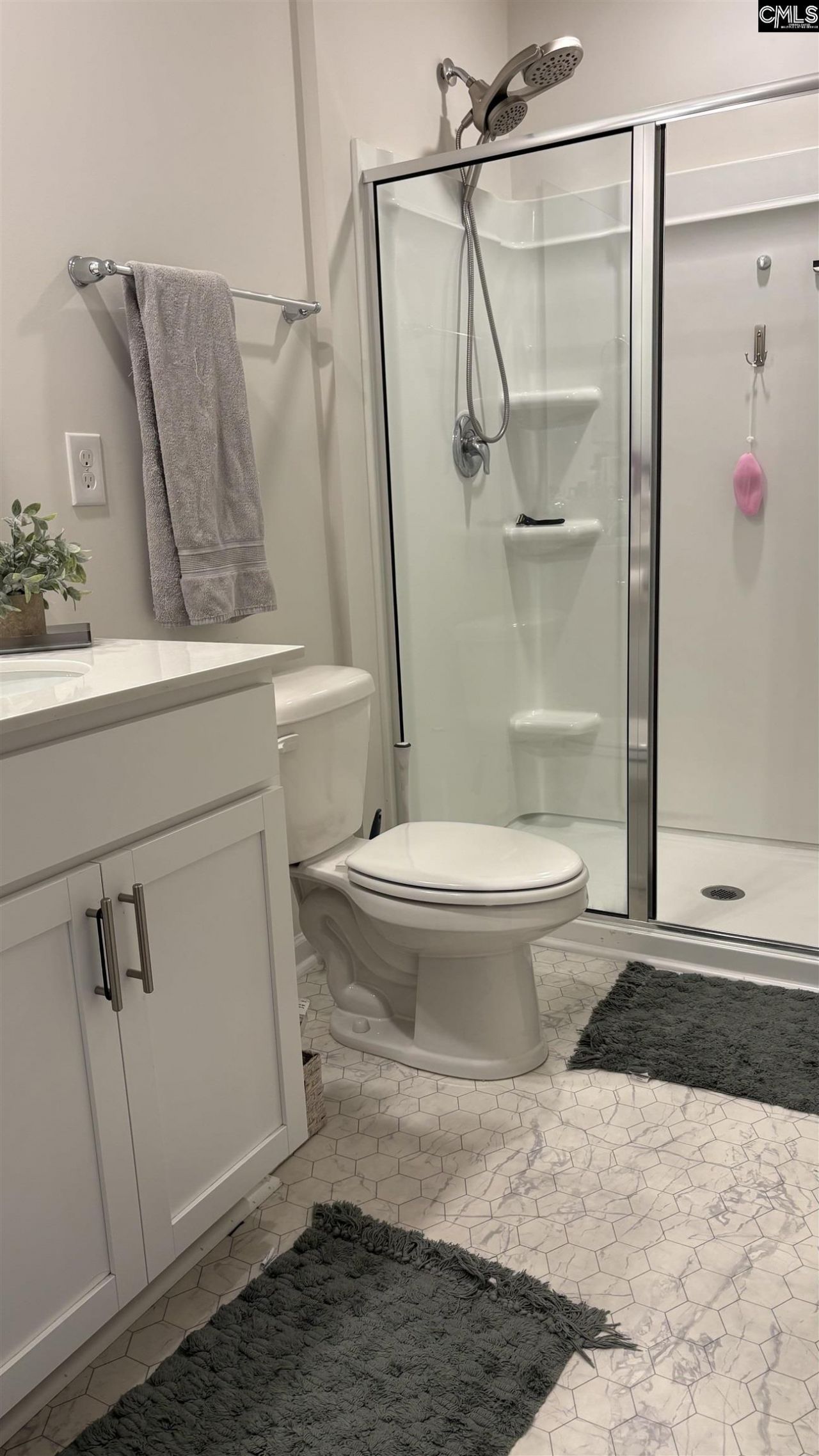 12 Almeda Court Photo 18