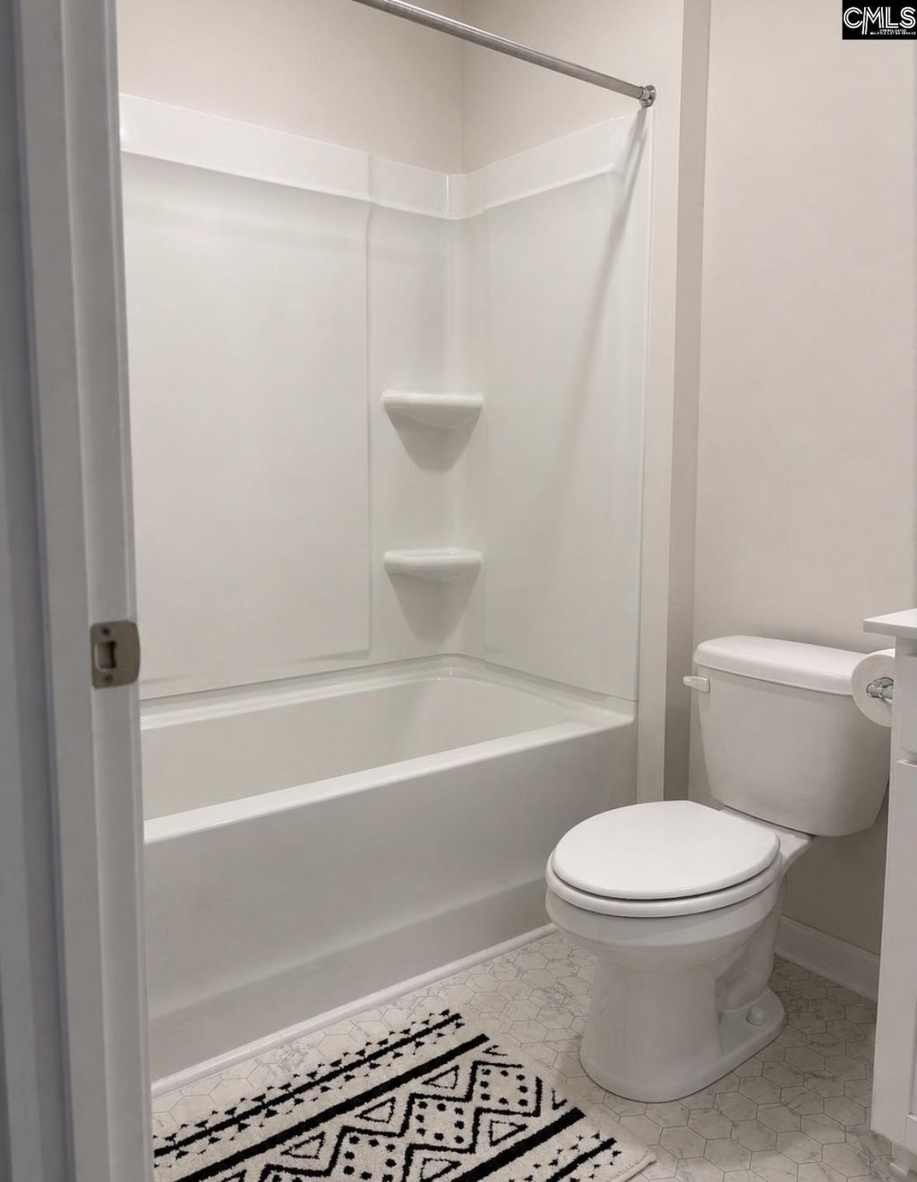 12 Almeda Court Photo 23
