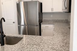 12 Almeda Court  photo 4