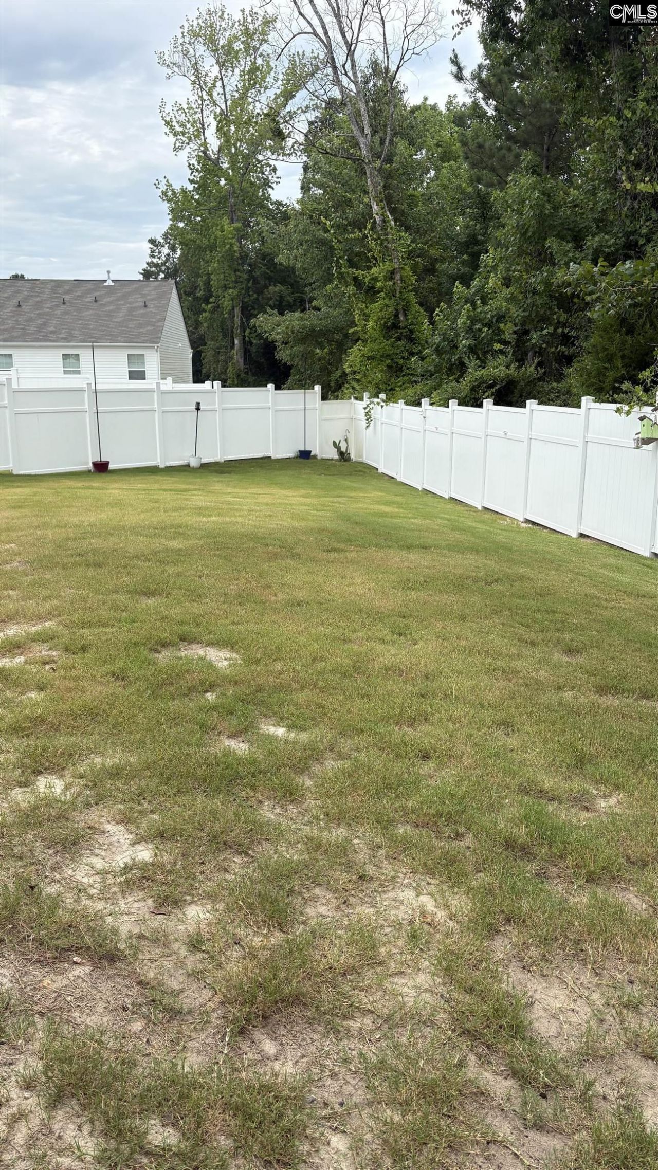 12 Almeda Court Photo 5
