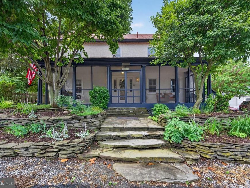 821 E Ridge Street, Harpers Ferry, WV 25425 Main Photo