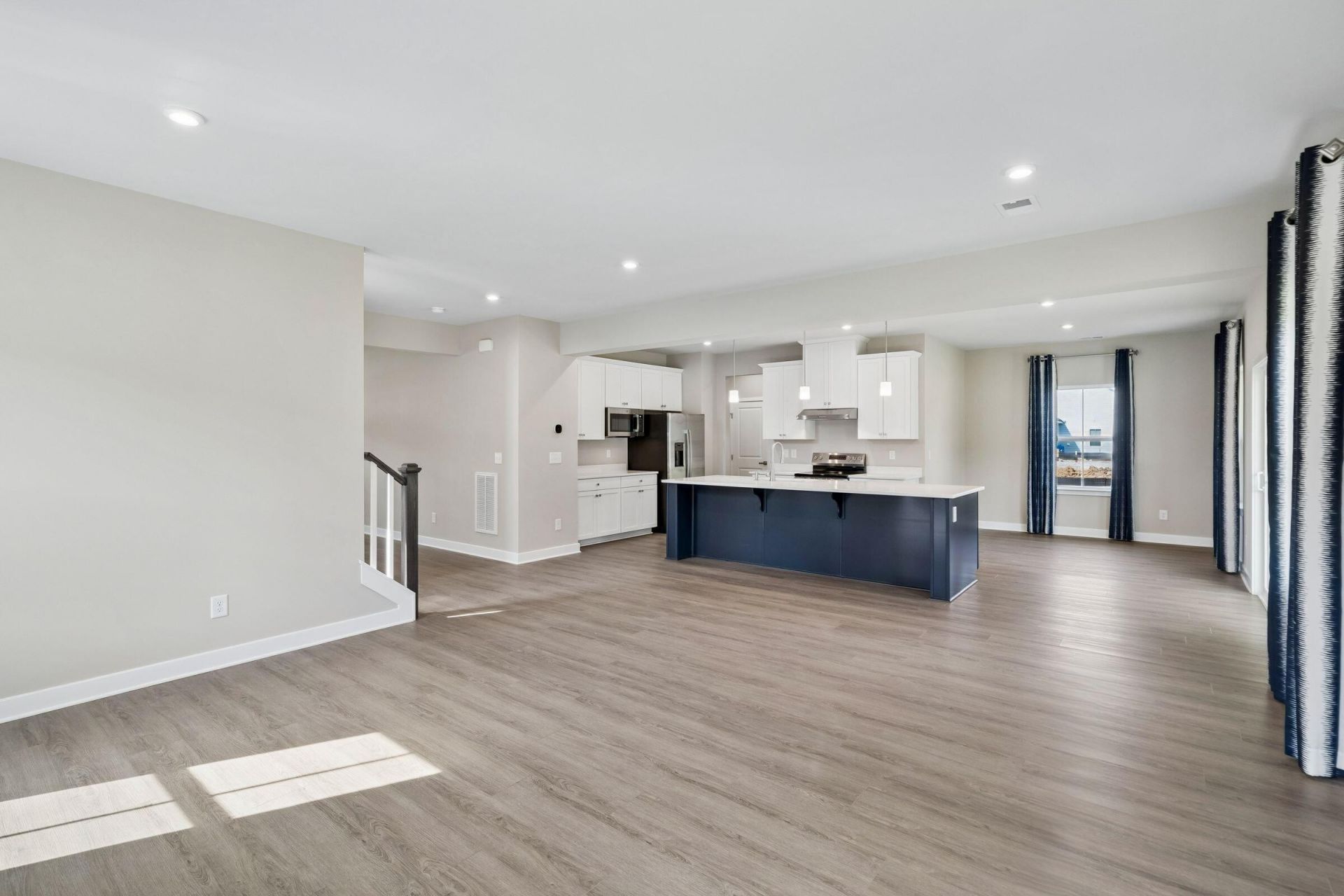 1018 Lacebark Drive Photo 10