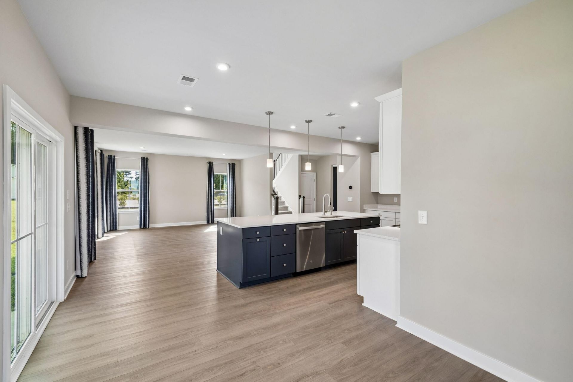 1018 Lacebark Drive Photo 11