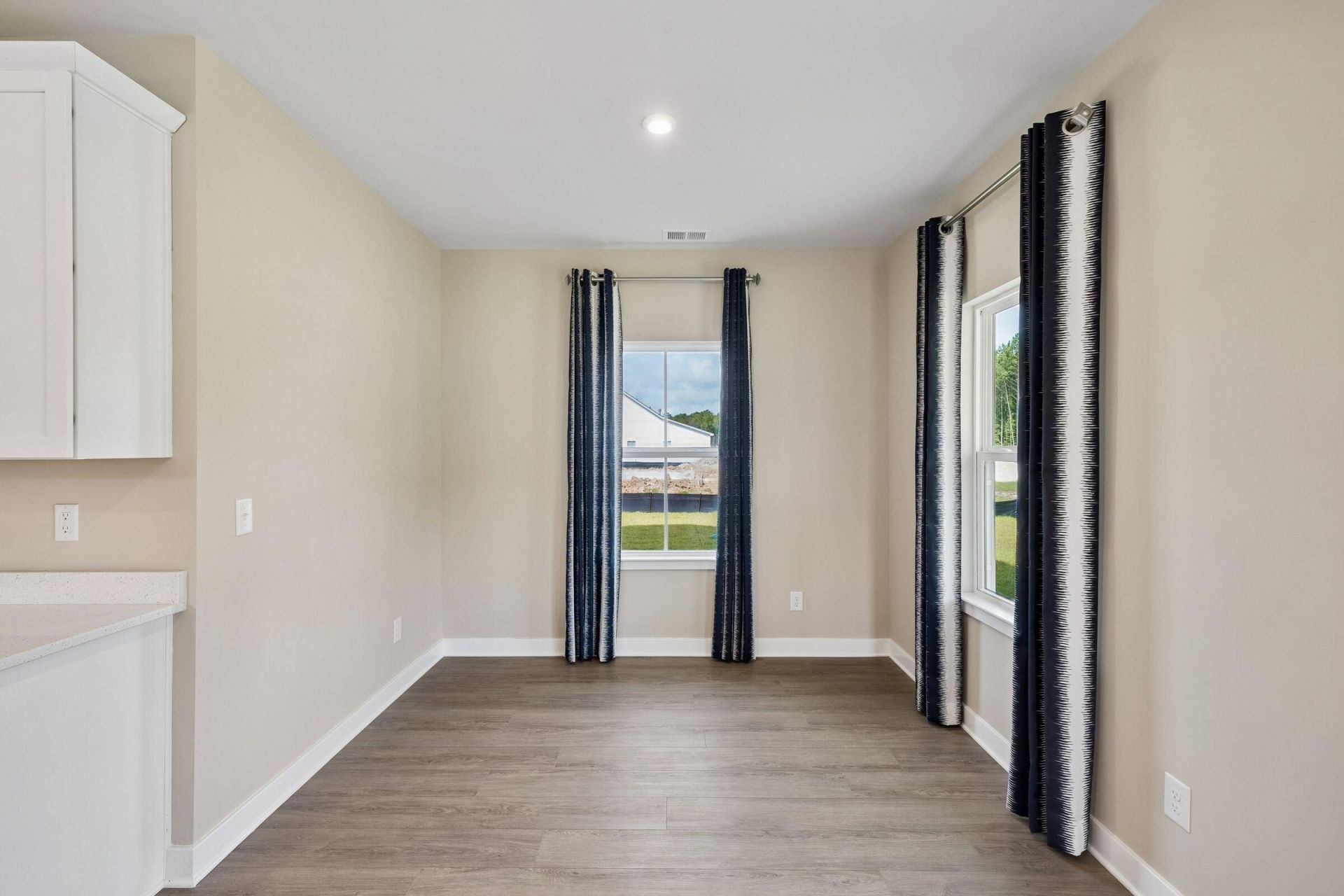 1018 Lacebark Drive Photo 12