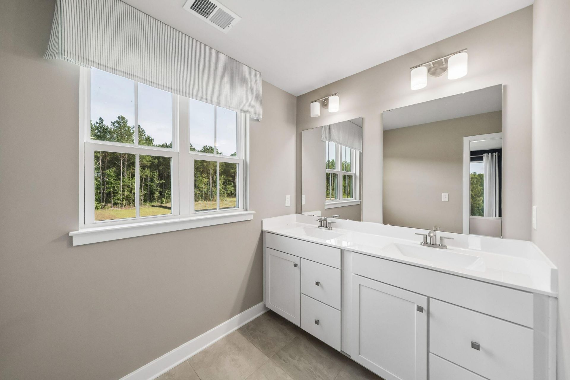 1018 Lacebark Drive Photo 26