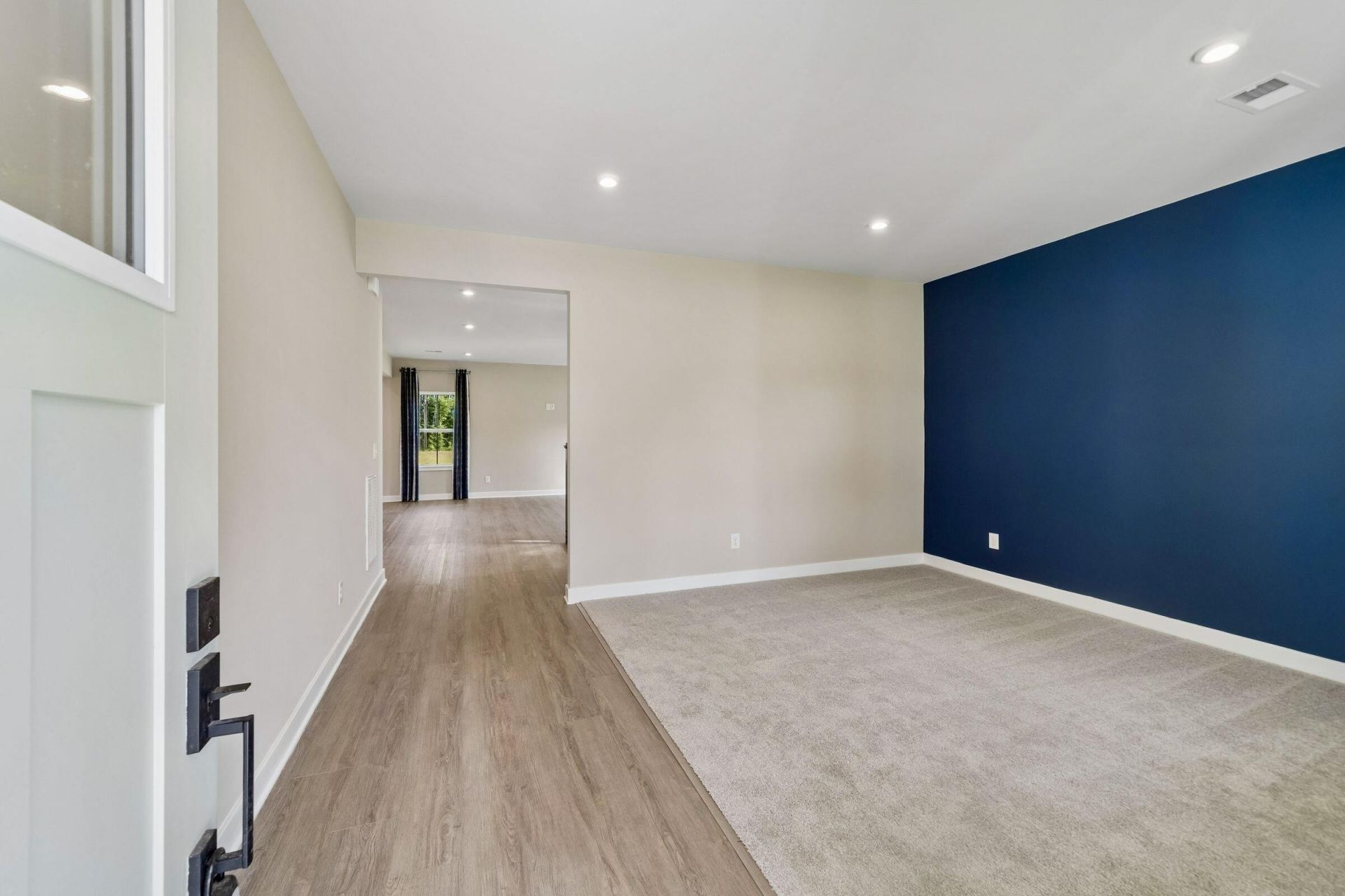 1018 Lacebark Drive Photo 6