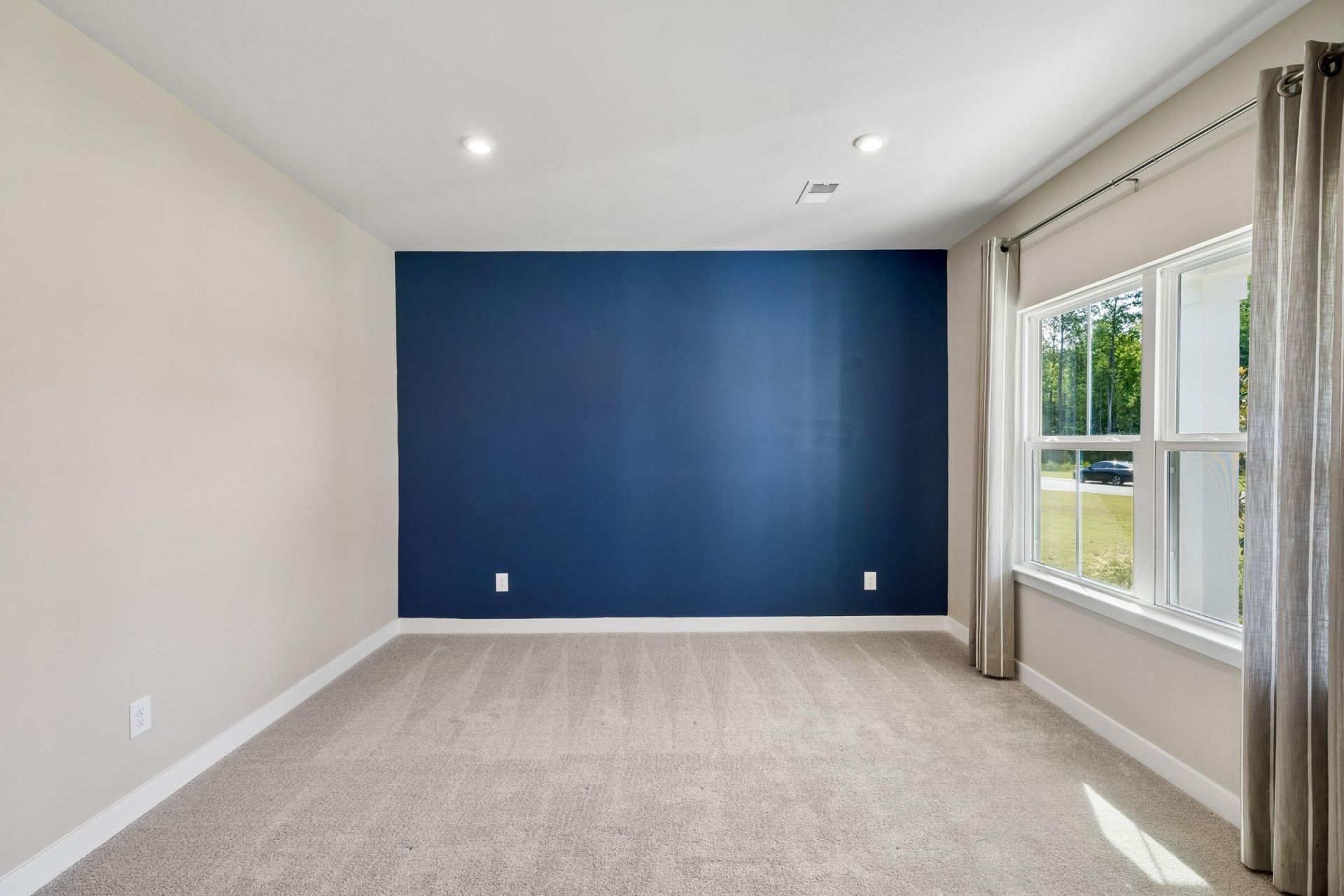1018 Lacebark Drive Photo 7