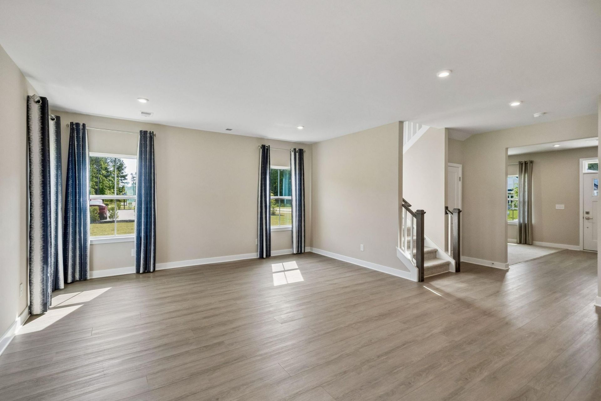 1018 Lacebark Drive Photo 9