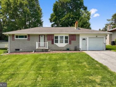 620 MEMORY LANE, RED LION, PA 17356