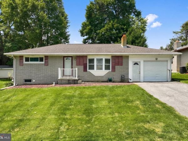 620 MEMORY LANE, RED LION, PA 17356